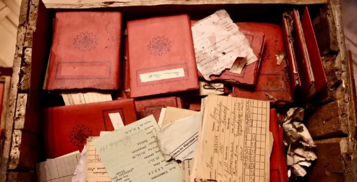 Hallazgo histórico en la Corte Suprema: descubren documentos nazis ingresados al país en 1941 