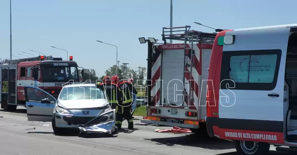 Importante accidente de tránsito en Autopista Rosario Santa Fe a la altura de Fray Luis Beltrán