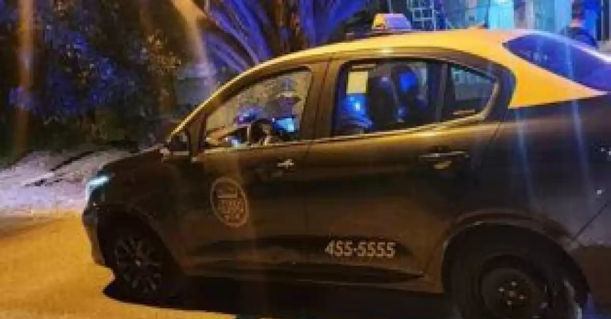 Mataron a tiros a un taxista en zona sur y suspenden el servicio en Rosario
