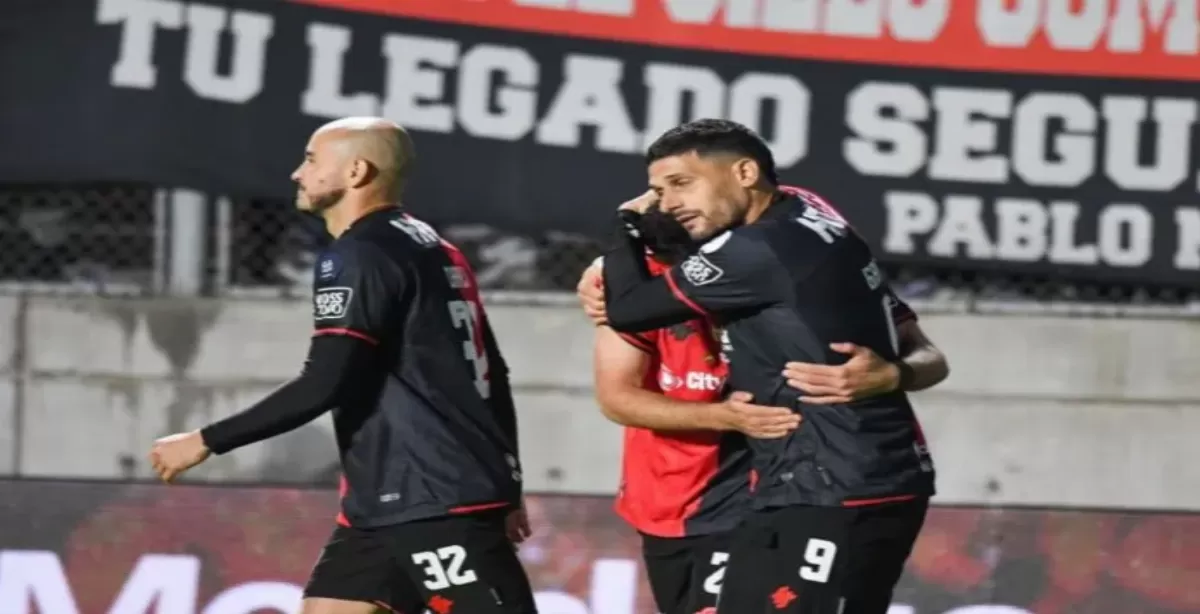 Newells se impone con autoridad y avanza en la Copa Argentina, el objetivo de su DT