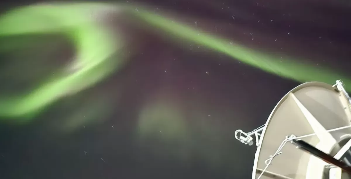 Aparecieron Auroras Australes en la Base Belgrano II en la Antártida Argentina