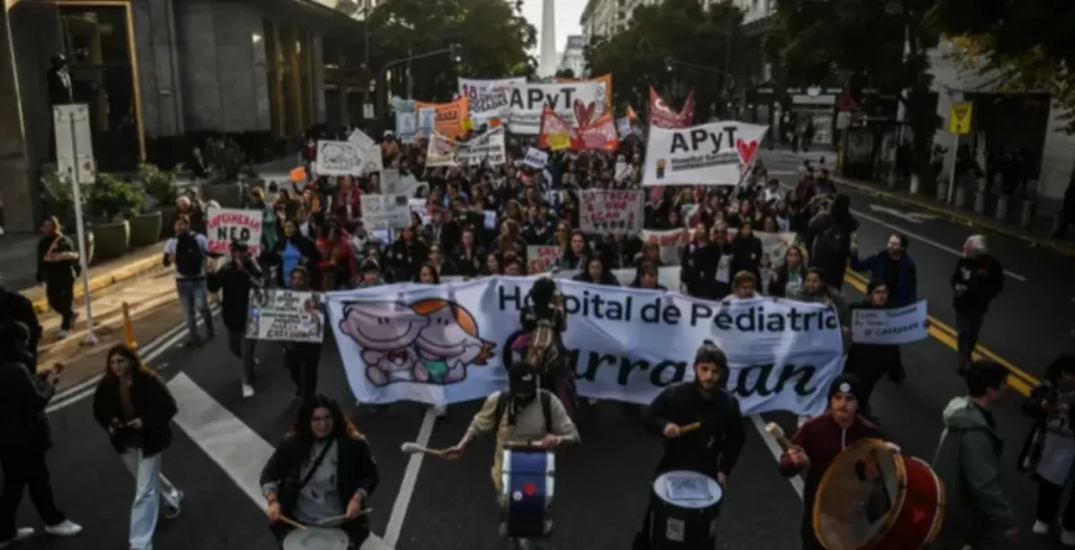 Realizan paro y movilización este jueves en apoyo al Hospital Garrahan