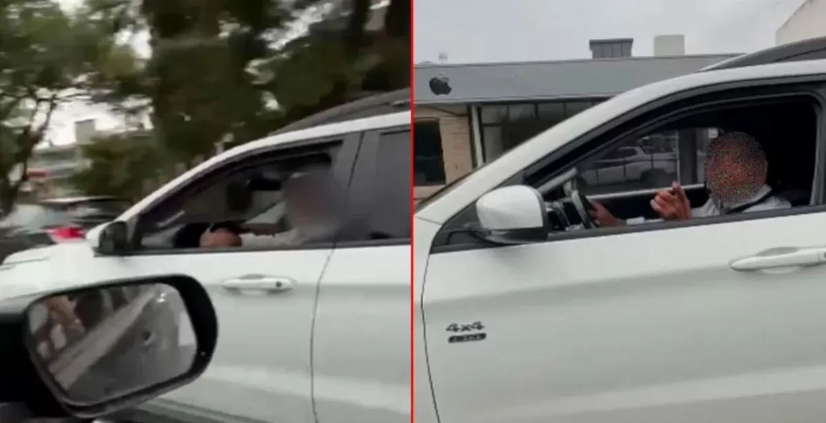 Suspendieron a un conductor que tras una discusión de tránsito chocó a otro vehículo 