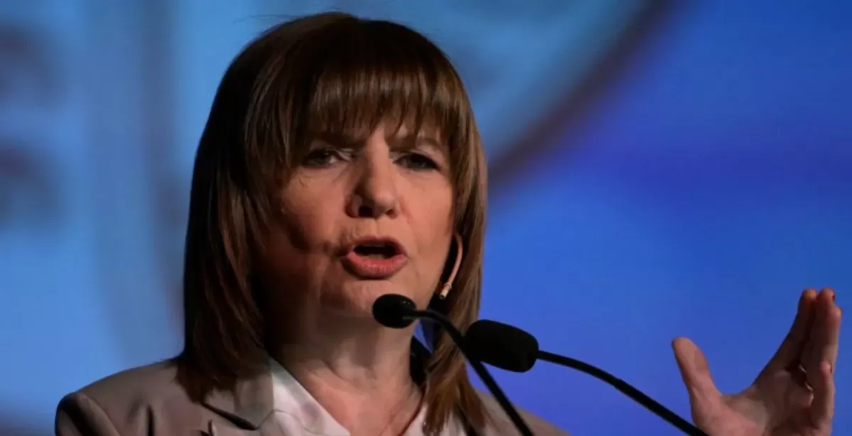 Bullrich le entregó a Estados Unidos una lista con más de 15 mil barras que no podrán ingresar al Mundial de Clubes