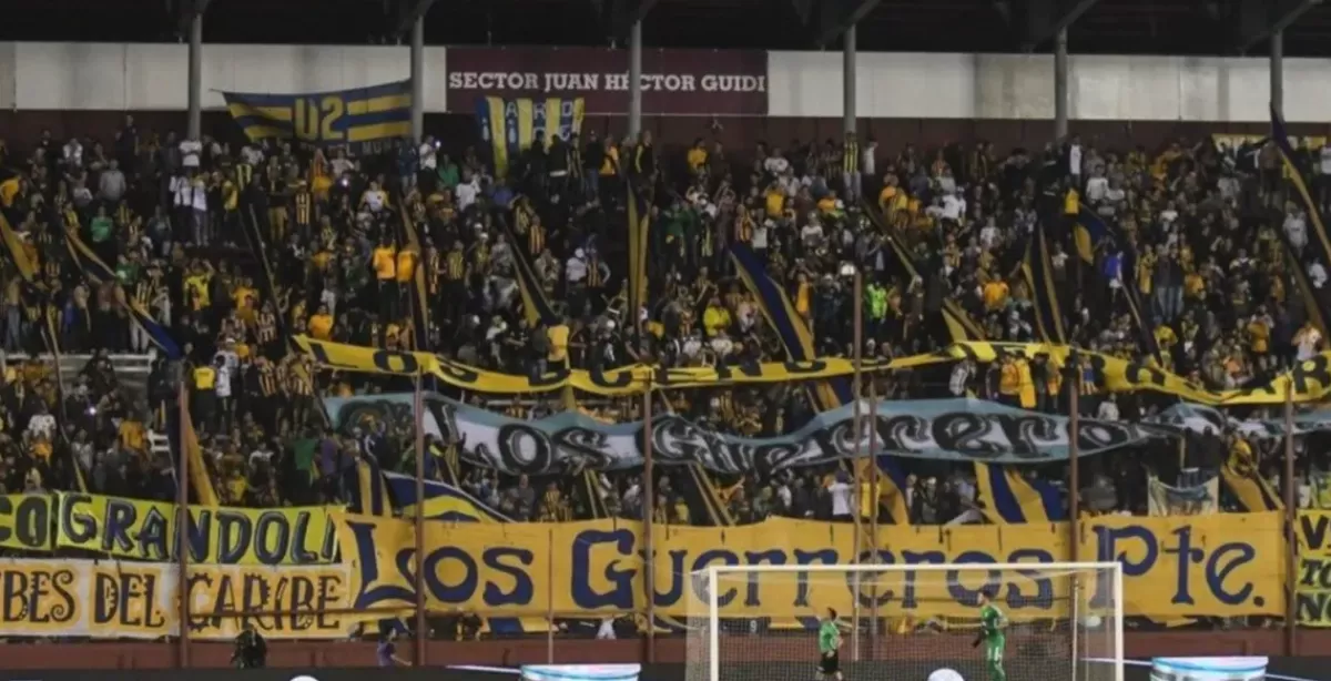 Vuelven los visitantes en primera: La AFA probará en dos partidos, uno de ellos el de Central