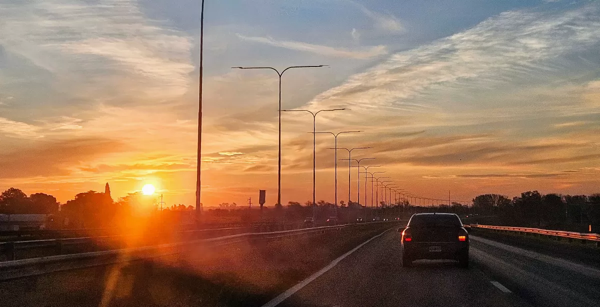 Miércoles feriado con neblina y mucha humedad