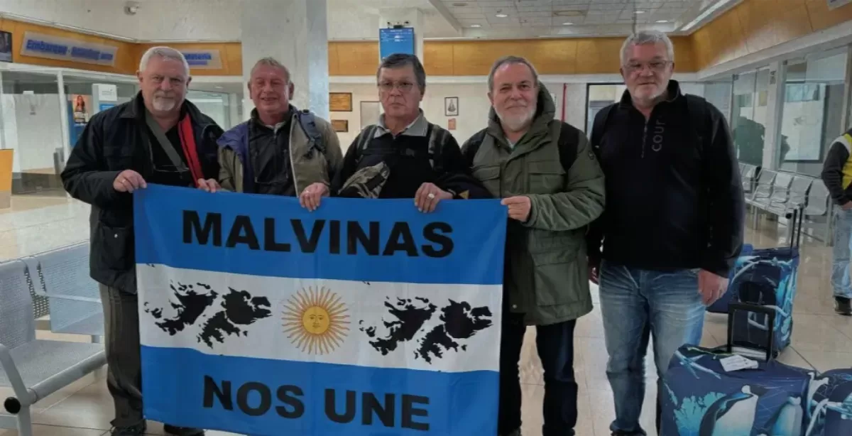 Volvieron los veteranos de Malvinas de su visita a las islas y disertarán en San Lorenzo