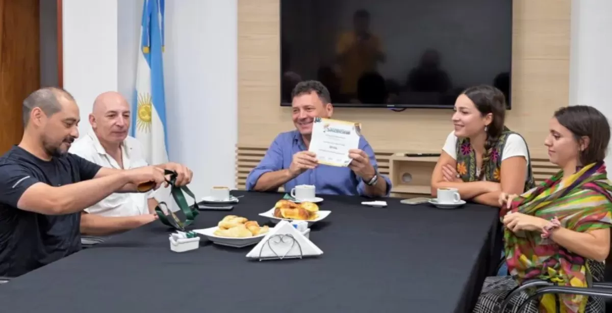 El Dúo Ñapindá, se consagró en el festival Pre Baradero y participarán del Festival