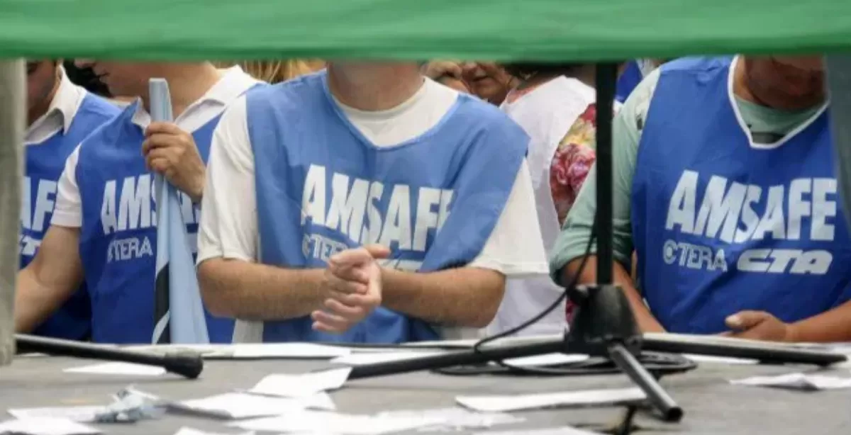 Amsafe reafirma su postura en defensa de la escuela pública en la Reforma Constitucional