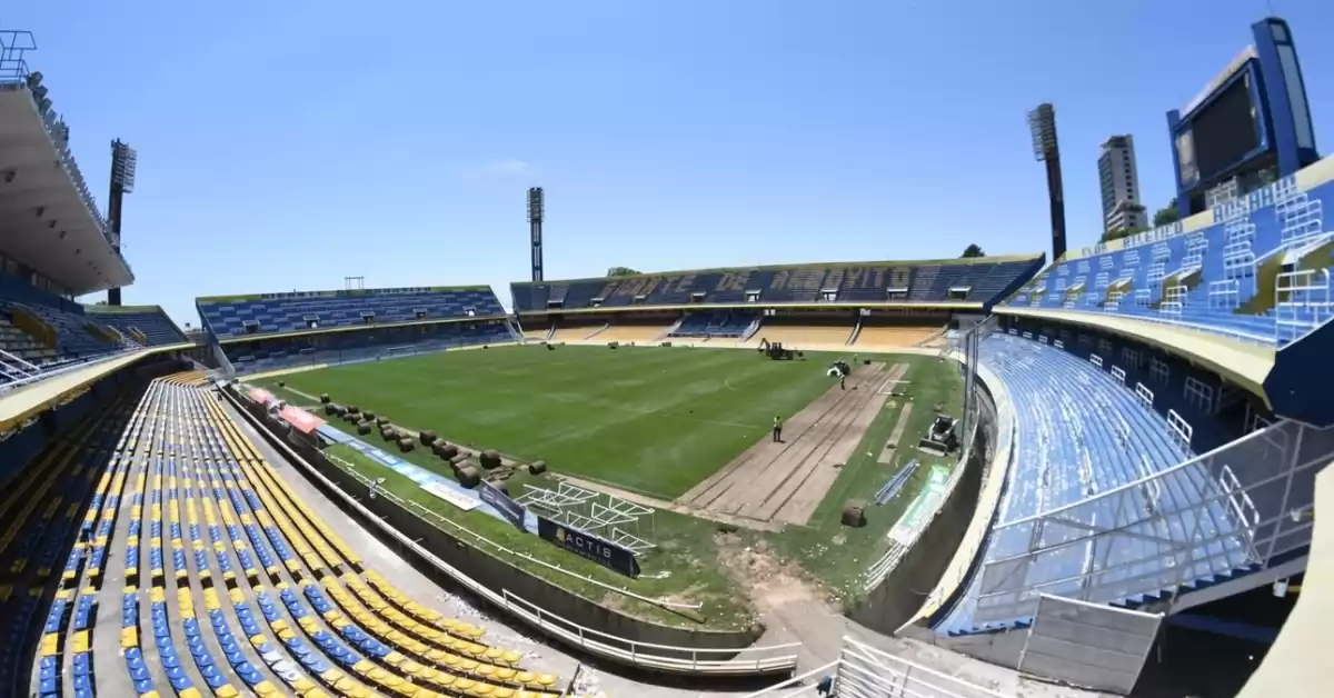Un hincha de Central se encuentra en grave estado tras caer de la tribuna