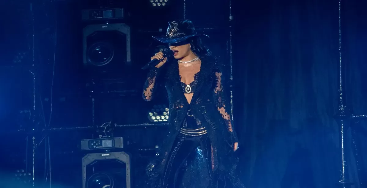 Atendiendo al demonio: Lali presentó su nuevo álbum en Rosario