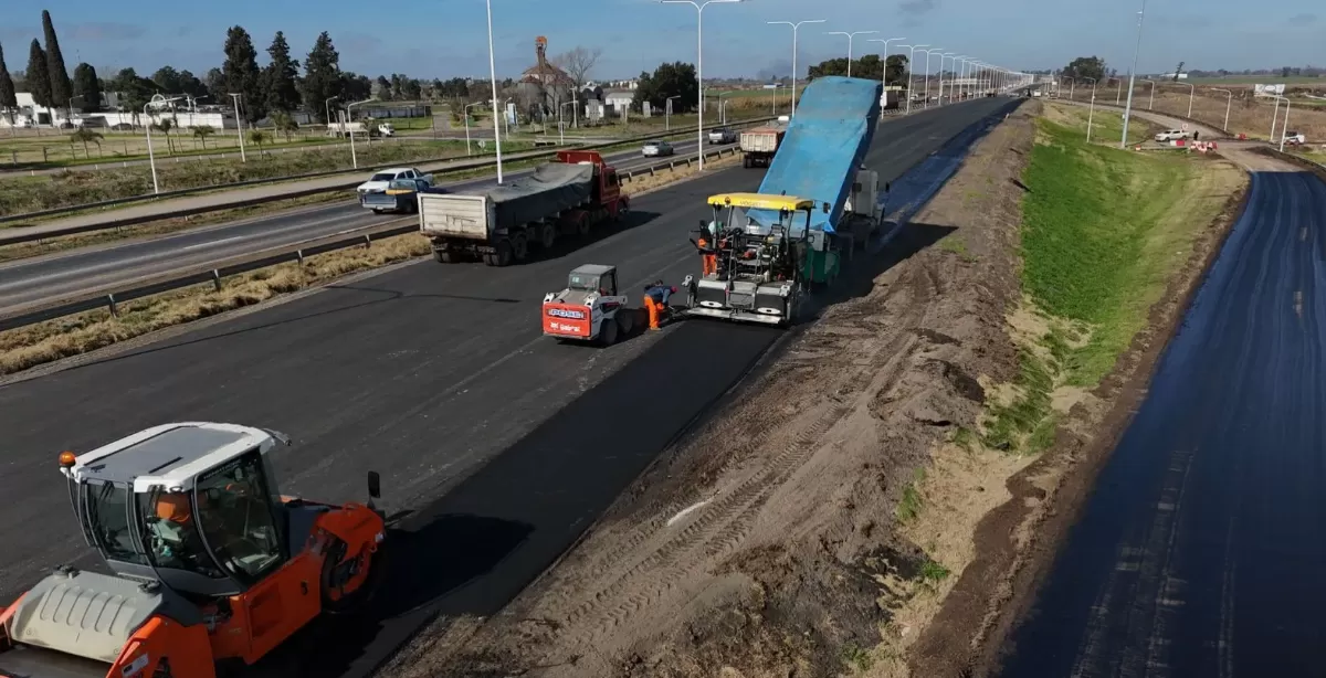 Estiman terminar la obra del tercer carril de Autopista a mediados del 2026