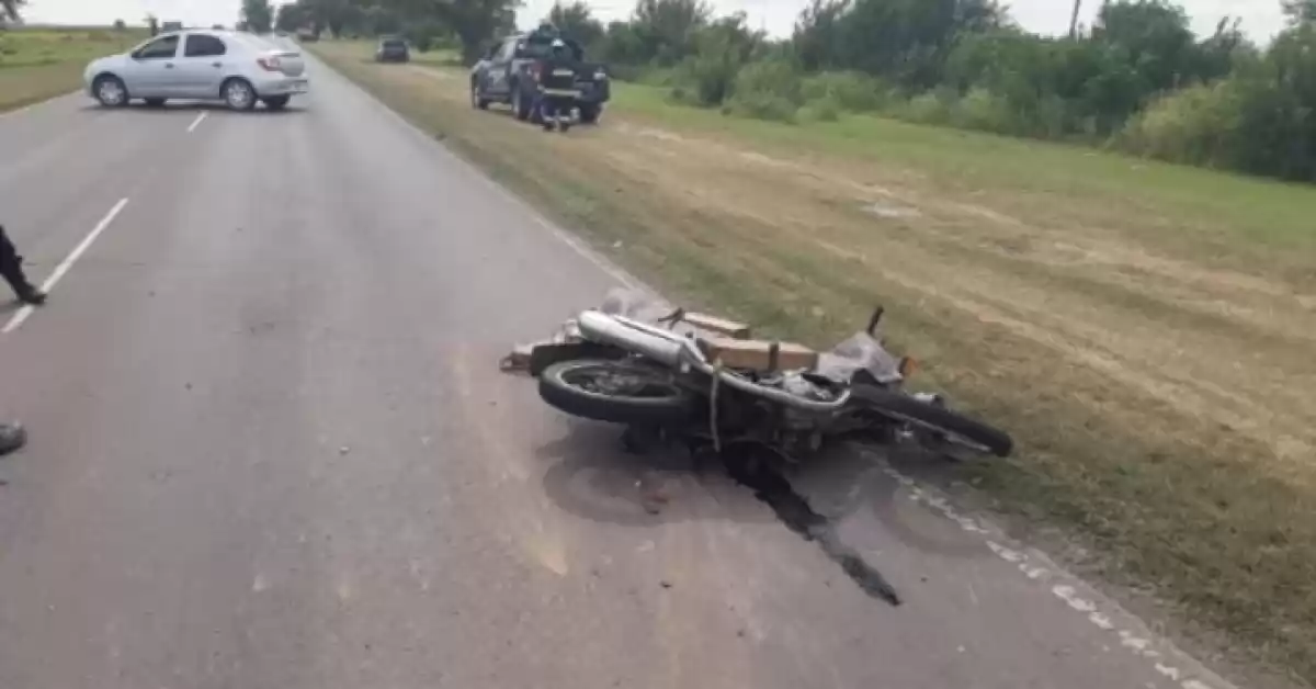 Siniestro fatal en la Ruta 9: un motociclista murió tras chocar con un camión