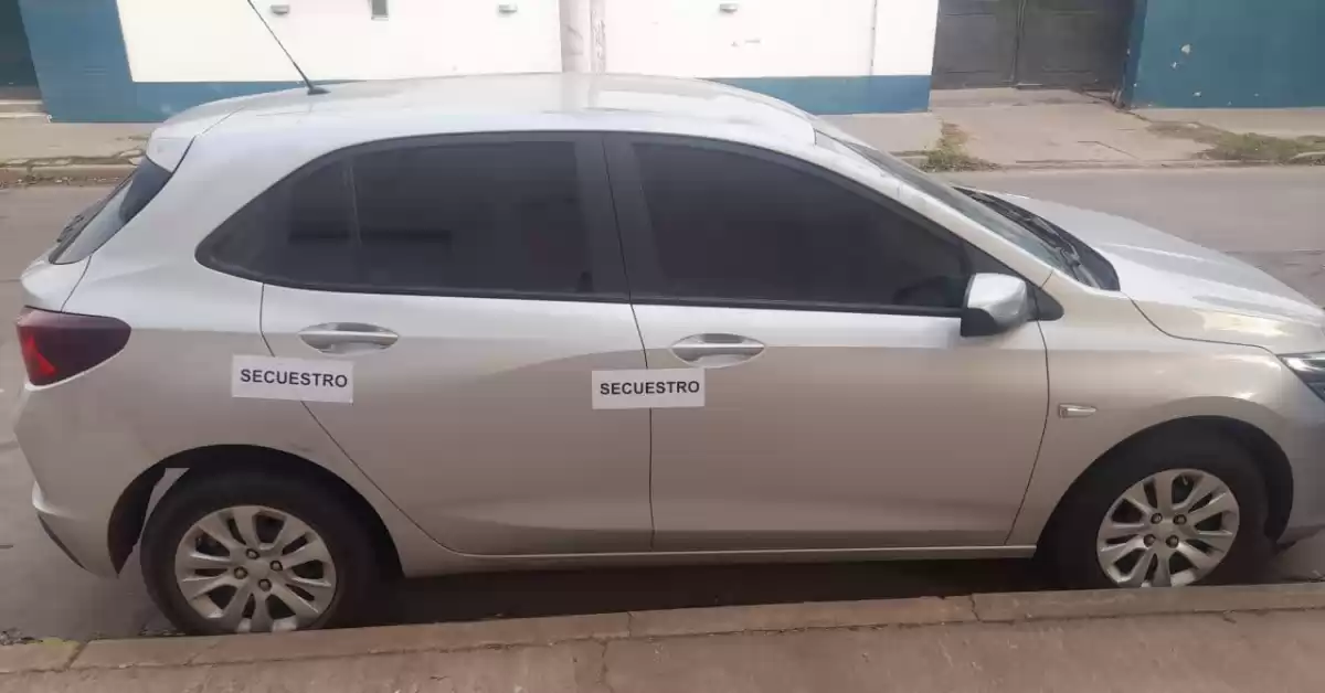 Usaron el auto robado a un hombre asesinado en Andino para delinquir en Totoras