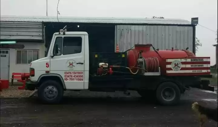 San Lorenzo: los Bomberos Voluntarios piden colaboración para comprar un nuevo autobomba