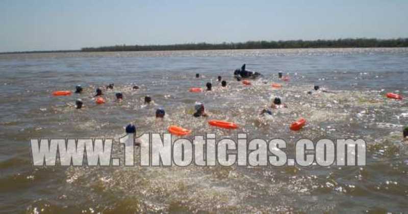 Un nadador paralímpico realizará una travesía en el Paraná pasando por Diamante, San Lorenzo y Rosario