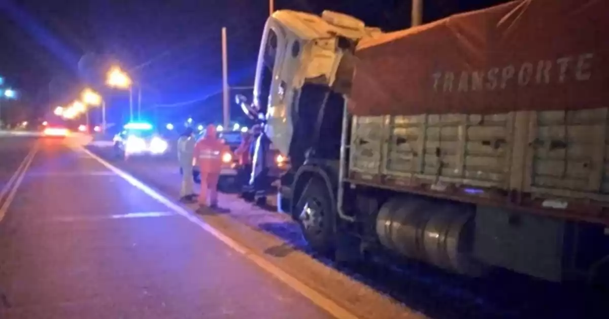 Multaron por más de 400 mil pesos a un camionero que intentó evadir control de cargas
