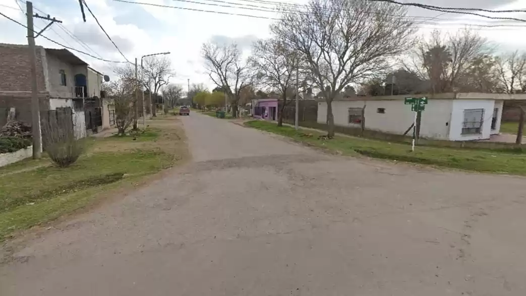Un niño de 3 años que jugaba en la calle fue chocado por un auto en San Lorenzo 
