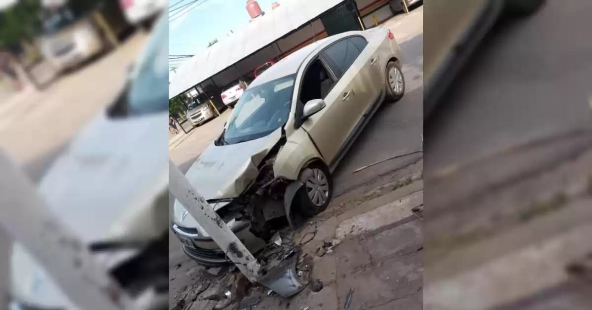 Bermúdez: Se chocó una columna de alumbrado y su hijo de seis años resultó con dolencias
