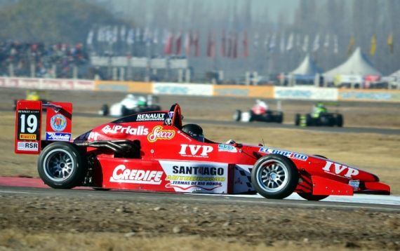 Bouvier y Farina trabajan para la próxima carrera