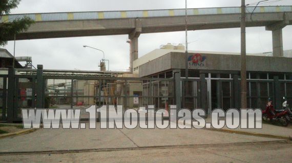 La UOCRA se movilizó frente a Molinos por la muerte de un trabajador