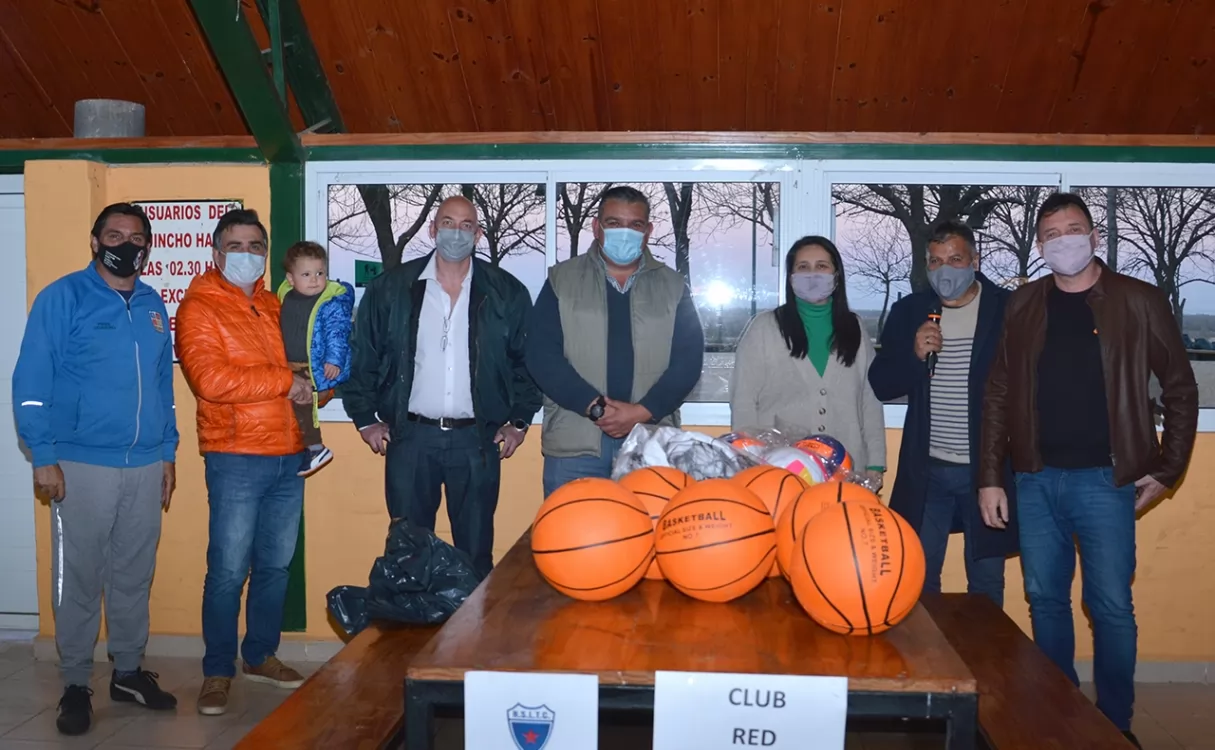 La Municipalidad de San Lorenzo entregó materiales deportivos a instituciones locales
