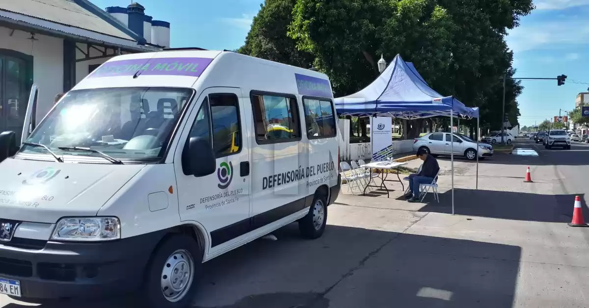 La defensoría del pueblo móvil llega a Capitán Bermúdez