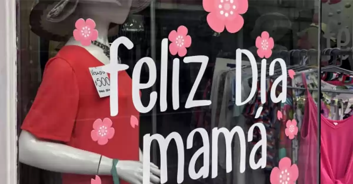 Dia de la madre: las ventas minoristas cayeron un 3,2 por ciento anual en 2023