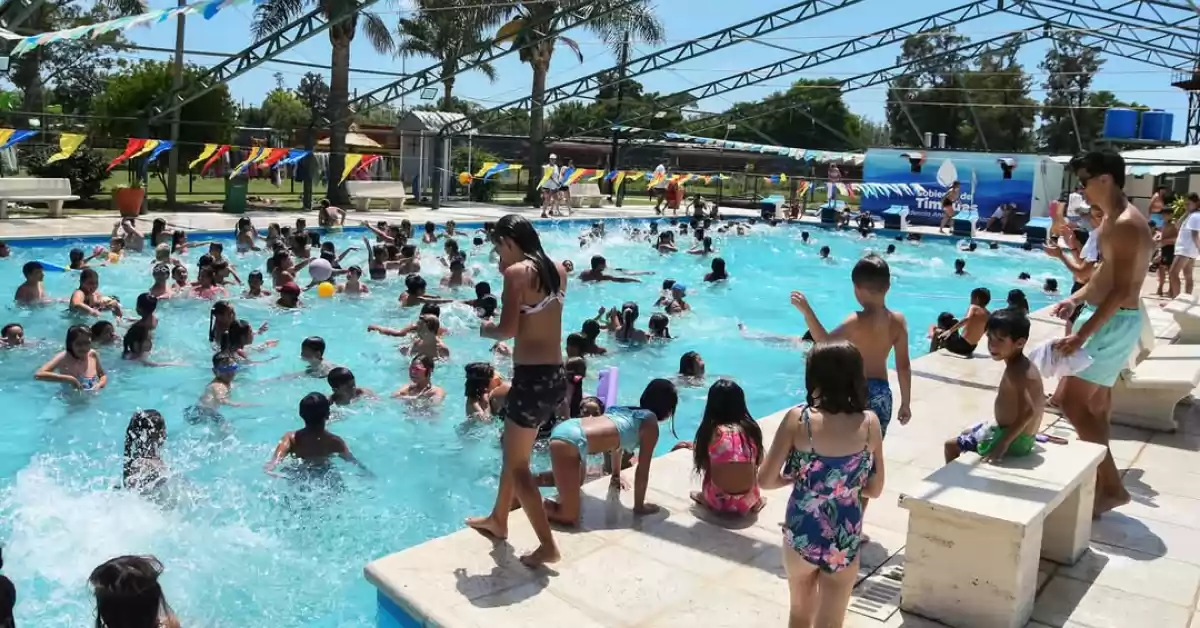 Ya inauguró la temporada del Polideportivo Comunal de Timbúes 