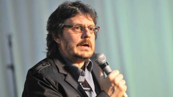 Felipe Pigna estuvo en Puerto Gral. San Martín