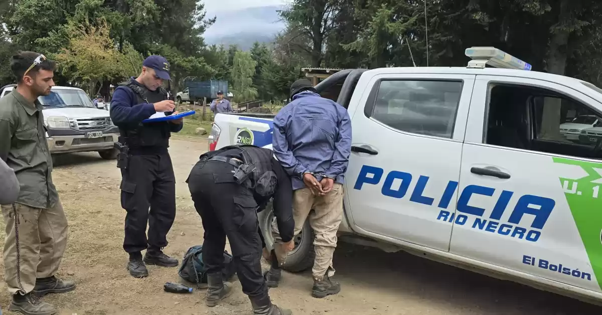 Tres detenidos sindicados como presuntos autores de los incendios en El Bolsón