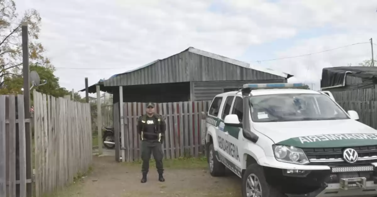 Tras cinco allanamientos, detuvieron a un hombre y secuestraron estupefacientes 