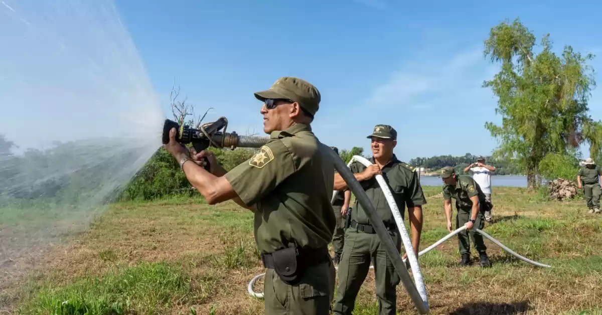 La Guardia Rural de la provincia se capacita en manejo de fuego para proteger los humedales