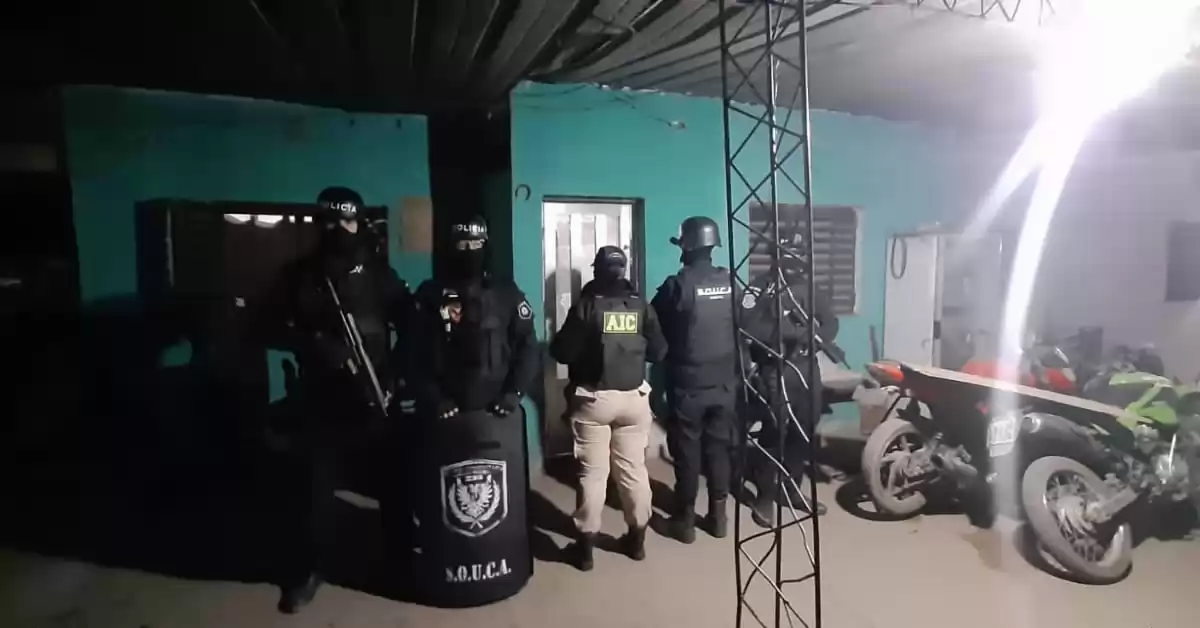 Realizaron cerca de 30 allanamientos en Capitán Bermúdez por el crimen de Emanuel Wolert 