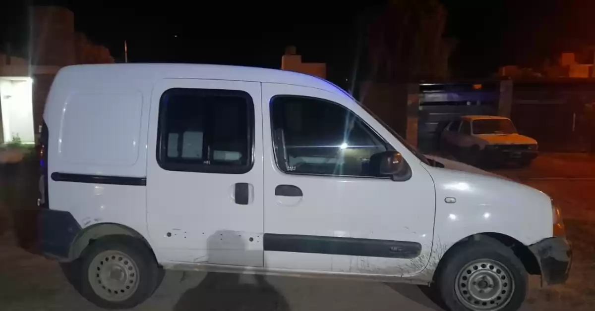 Detuvieron a tres jóvenes que a punta de arma robaron un auto en Capitán Bermúdez