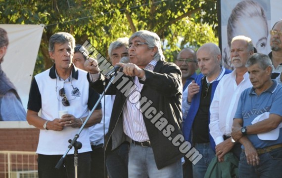 Llegó Hugo Moyano a Puerto San Martín