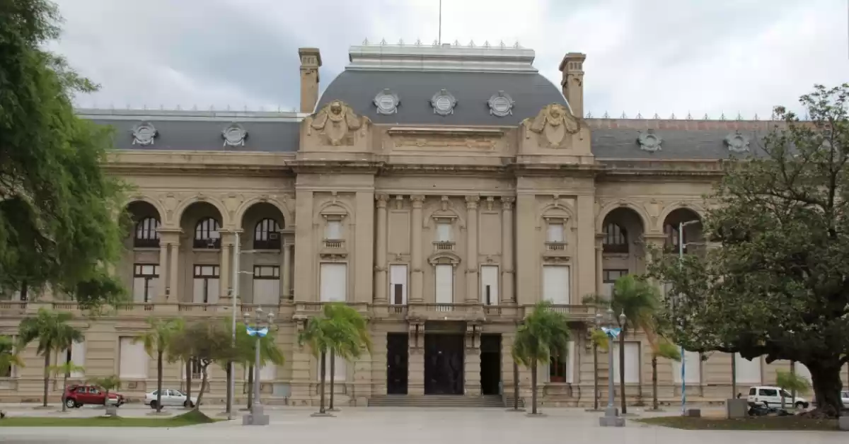 Paritaria docente: el gobierno provincial convocó a los gremios para el jueves 4 de enero