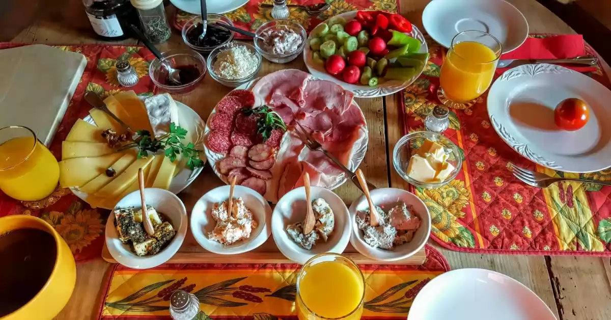 Bridan recomendaciones para prevenir intoxicaciones alimentarias durante las fiestas