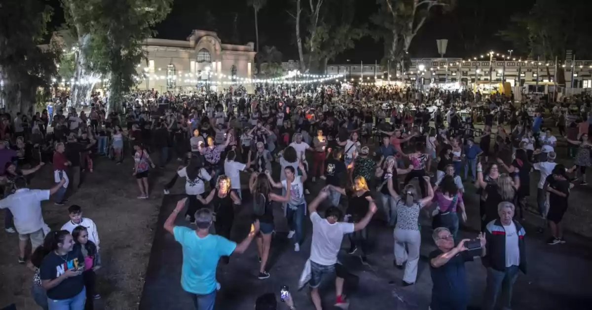 Rosario: se reprograma el Festival de la Patria Mía previsto para este viernes por el mal tiempo