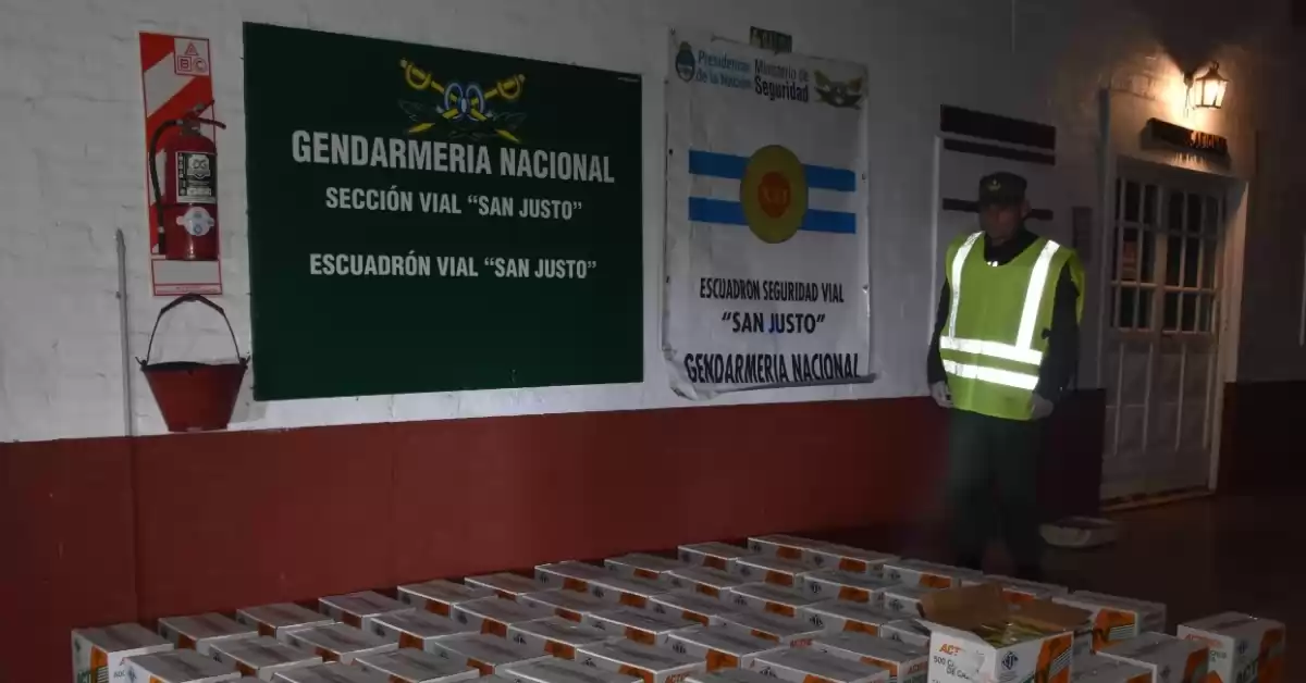 Simulaba llevar encomiendas pero trasladaba 30 mil cartuchos para escopeta de forma ilegal