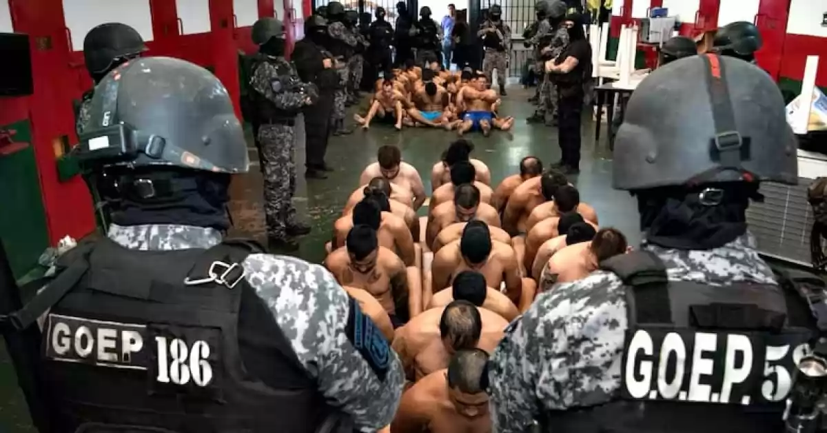 El ministro de Seguridad defendió la difusión de imágenes de las cárceles al estilo Bukele
