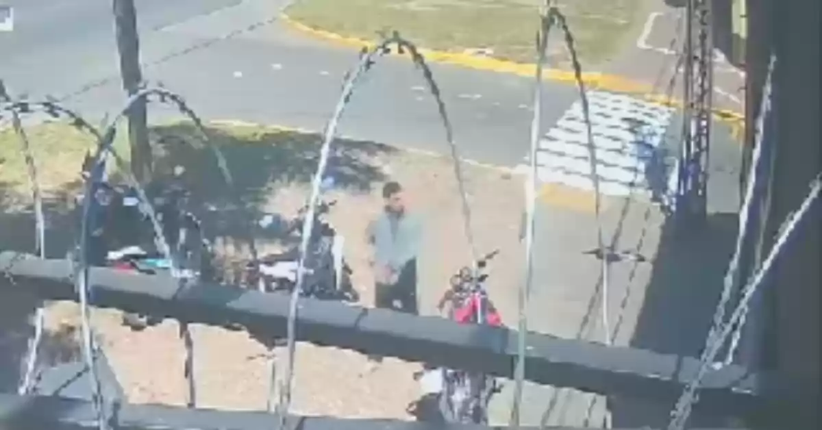 Bermúdez: le robaron la moto mientras estaba trabajando y pide ayuda para recuperarla