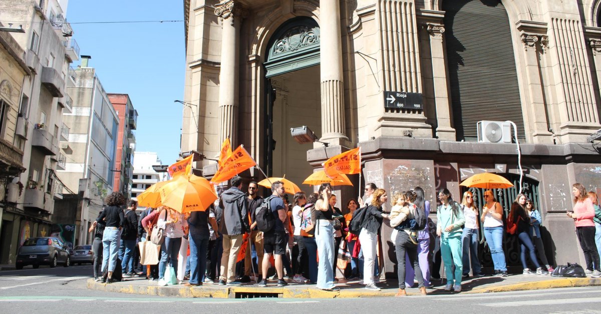 Profesionales De La Salud Nucleados En Siprus Paran Este Martes 2426