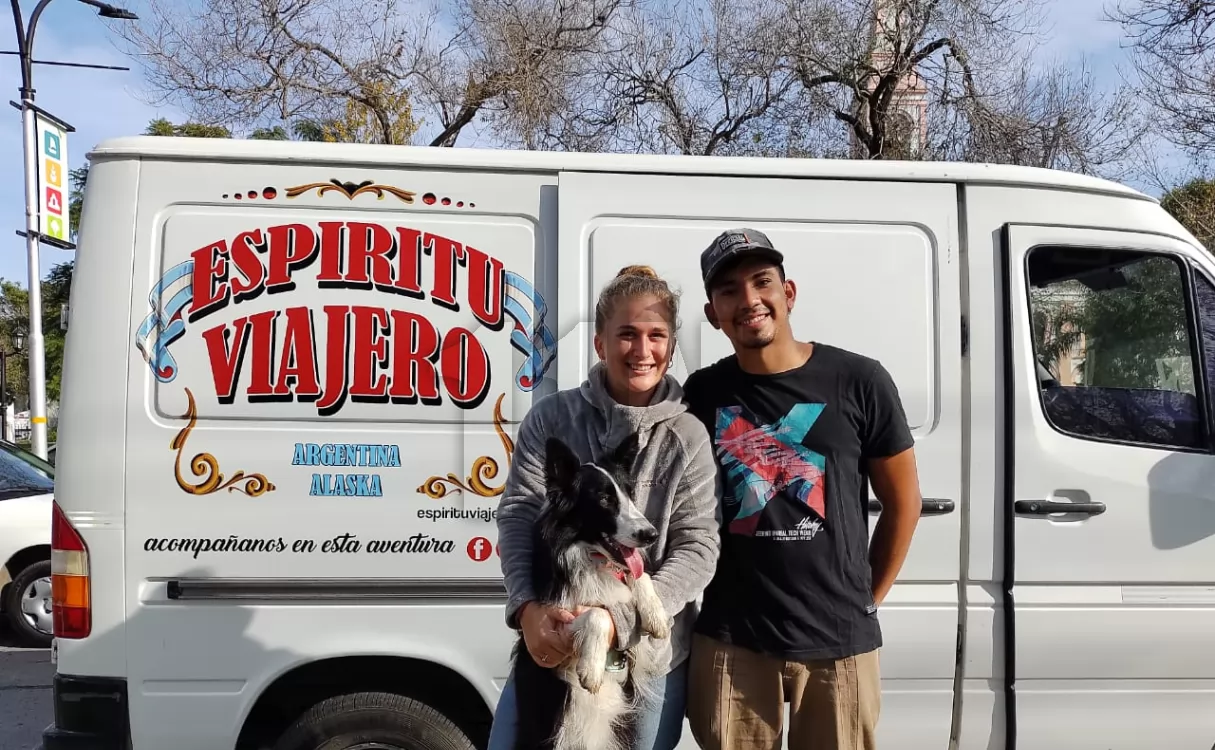 Espíritu viajero, la pareja sanlorencina que viaja por el mundo volvió a San Lorenzo por la restricciones