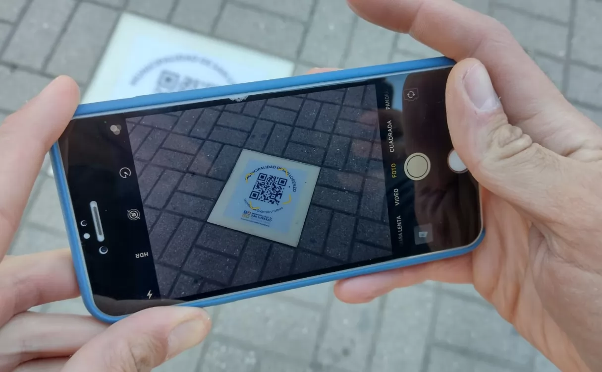 Instalaron Baldosas Inteligentes en el Paseo del Pino