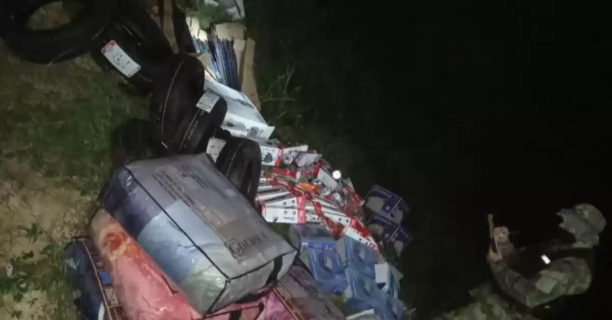 Prefectura decomisó artículos de bazar de contrabando