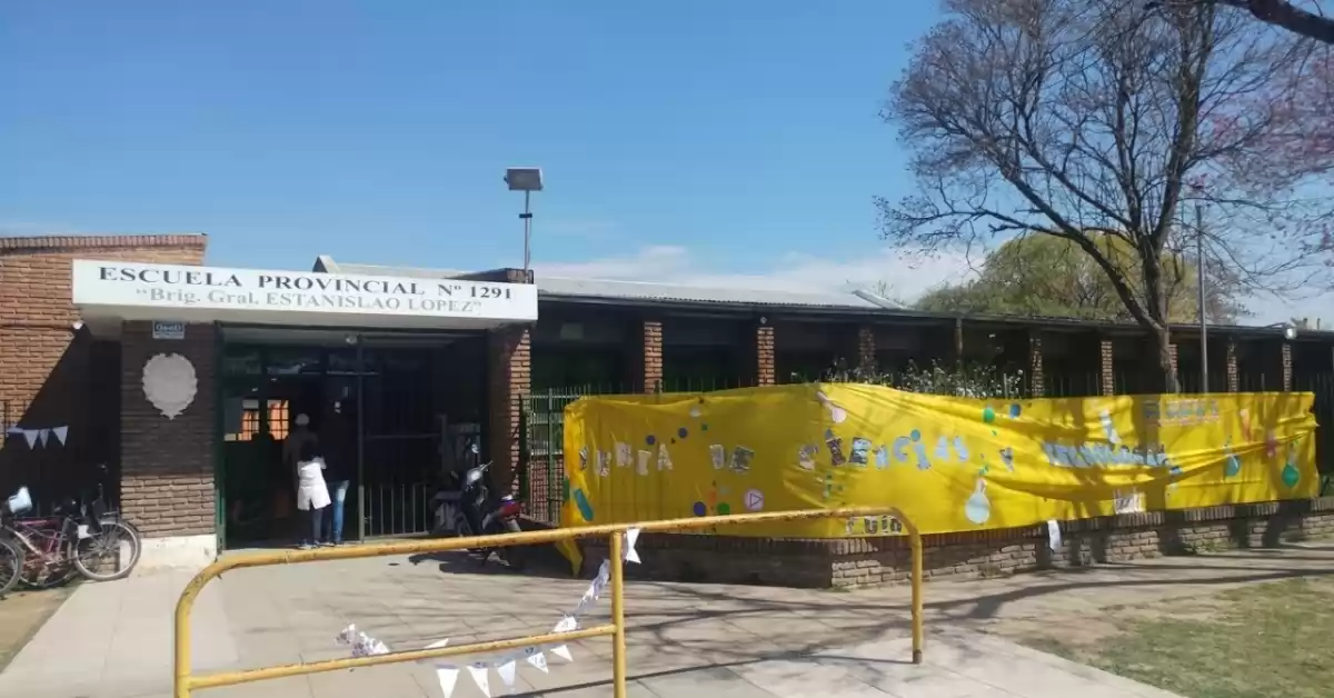 San Lorenzo: sospechoso incendio en la escuela Estanislao López 
