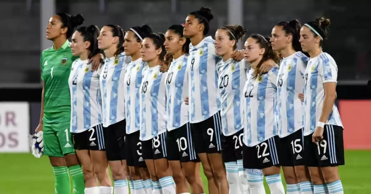La Selección Argentina se juega el pase al Mundial de fútbol femenino