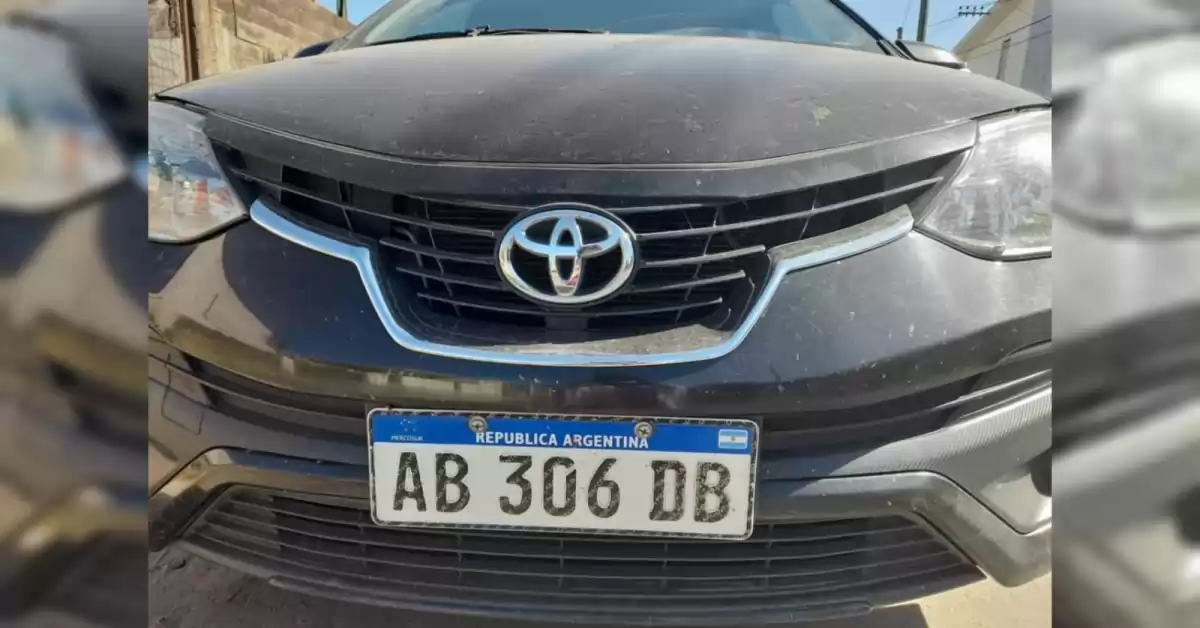 Dos hombres armados le robaron el auto a una reconocida abogada de Capitán Bermúdez