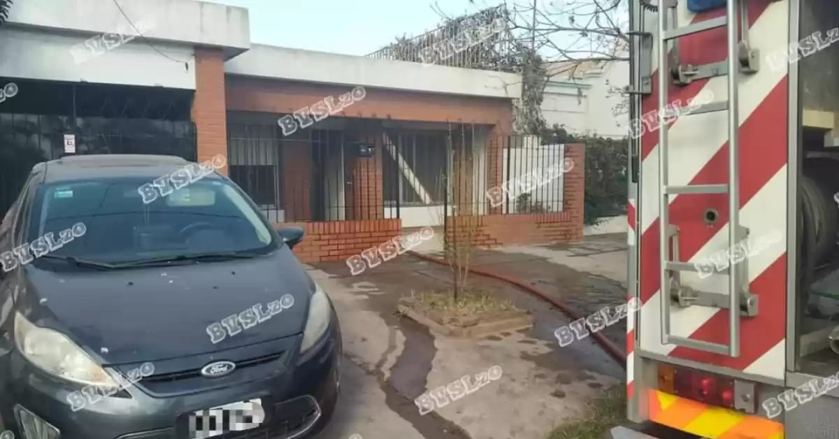 Principio de incendio en el comedor de una vivienda de barrio Del Combate